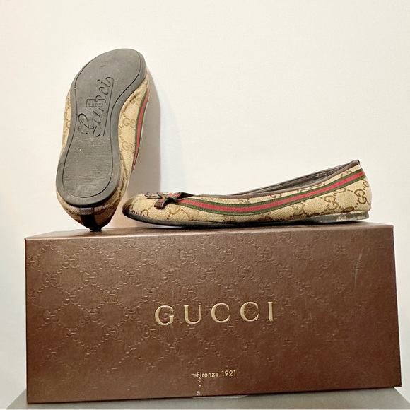 GUCCI FLATS WOMANS SIZE 7 - Picture 1 of 3